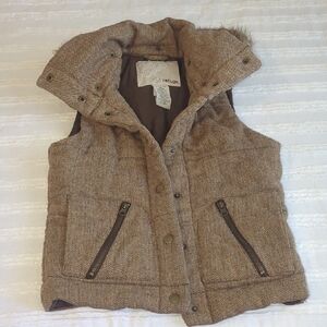 Brown Tweed Vest with Faux Fur Collar